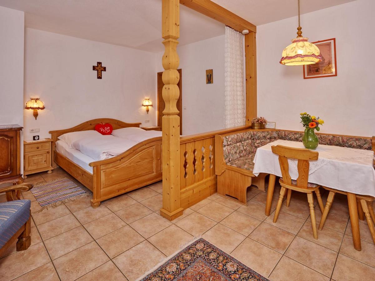 Alpenchalet Zum Jeremia Grainau Ruang foto
